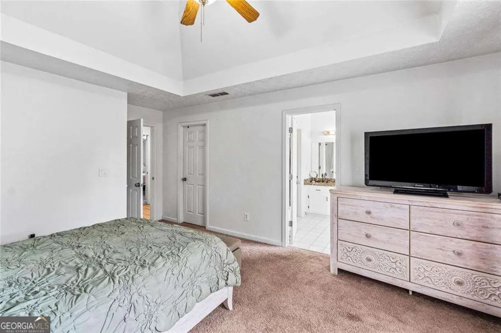 242 Birch CIR Riverdale, GA 30274