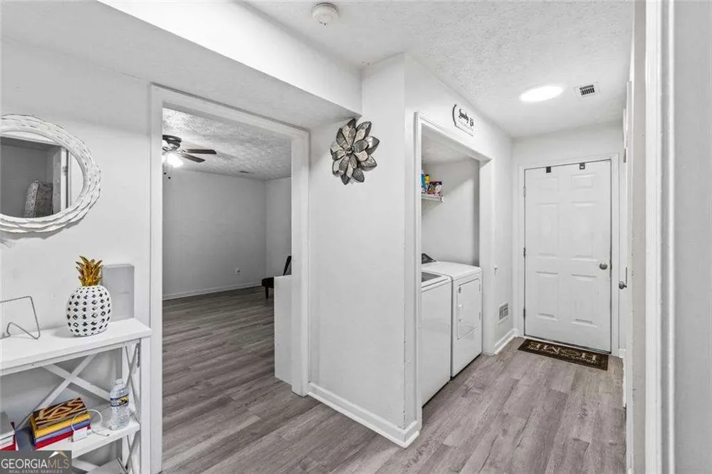 242 Birch CIR Riverdale, GA 30274