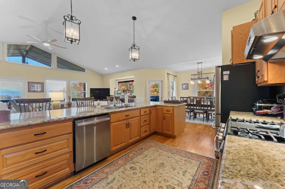 79 Alex MTN Sky Valley, GA 30537