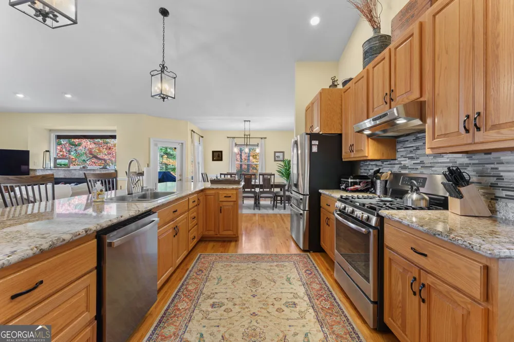 79 Alex MTN Sky Valley, GA 30537