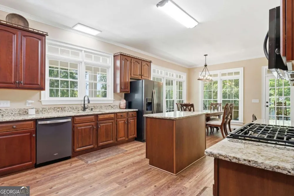 703 Forrest AVE Rockmart, GA 30153