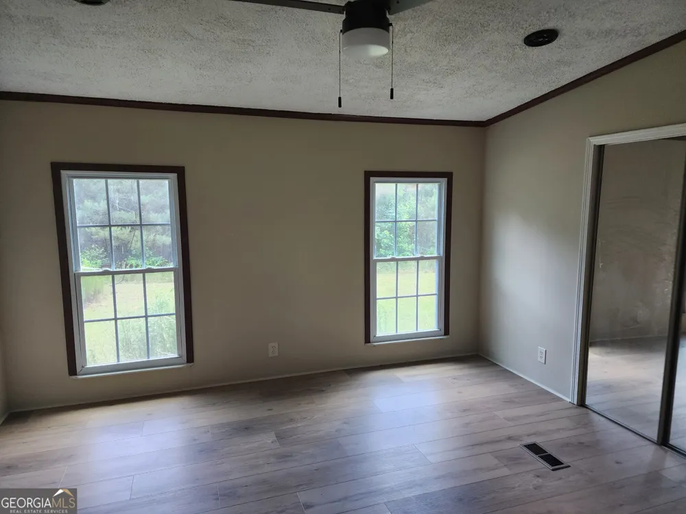 405 REDD PAPA PASS Hartwell, GA 30643