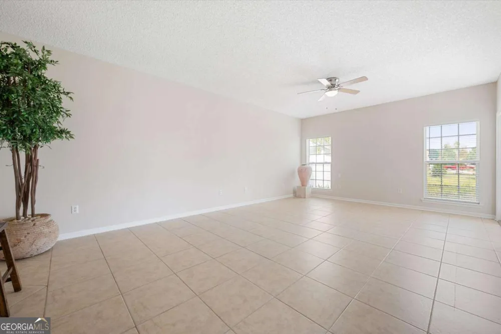 56 Travertine CIR Savannah, GA 31419