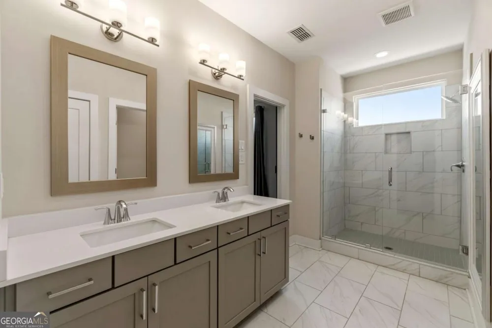 615 Fair View CIR Roswell, GA 30076
