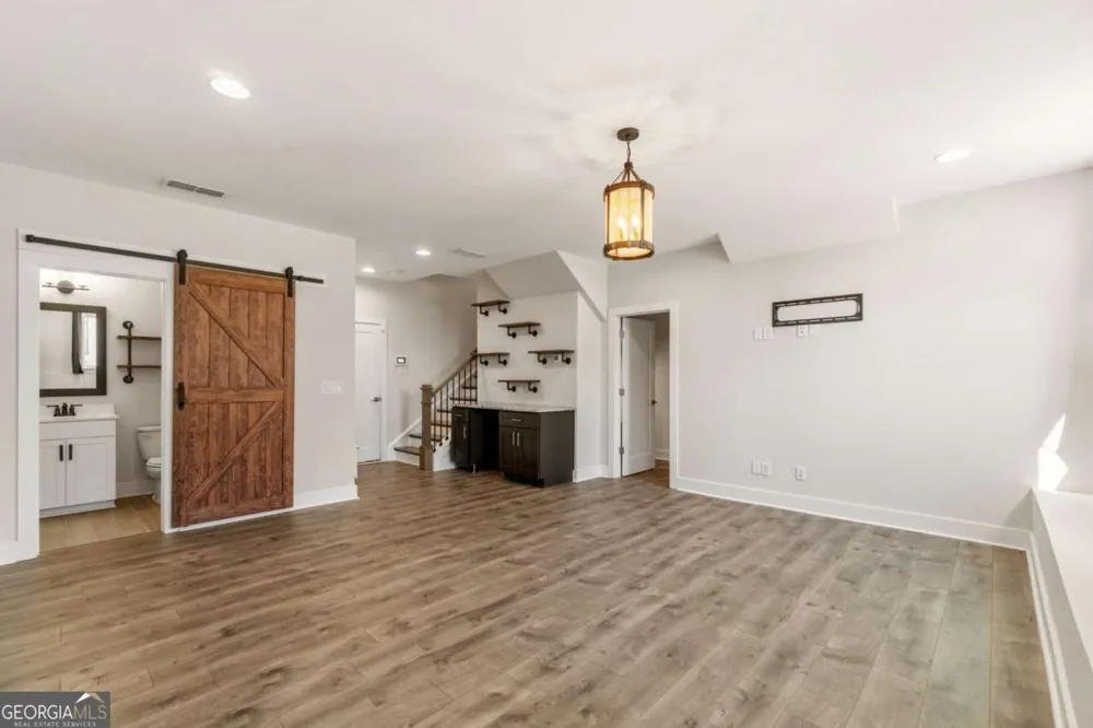 615 Fair View CIR Roswell, GA 30076