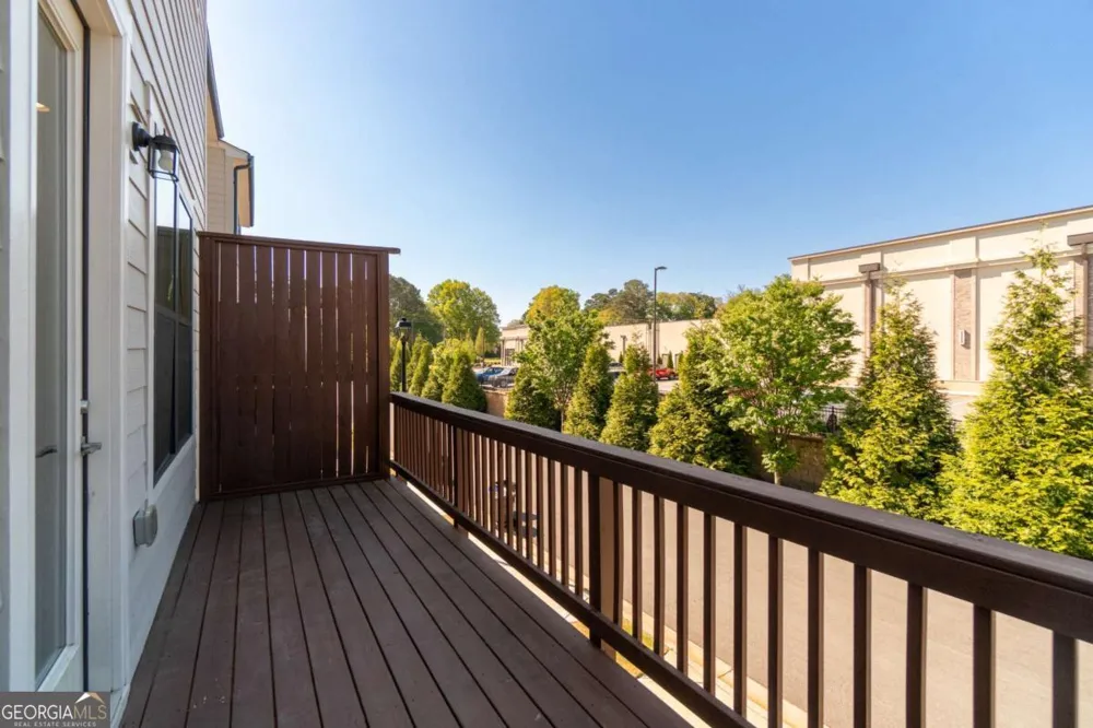 615 Fair View CIR Roswell, GA 30076