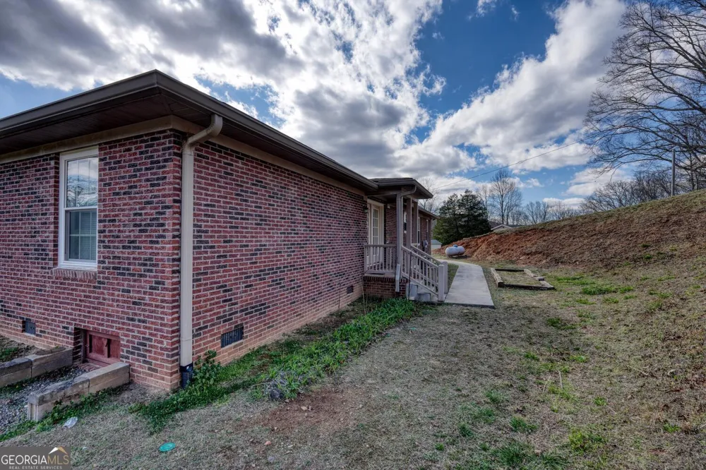 794 State Hwy 66 Young Harris, GA 30582