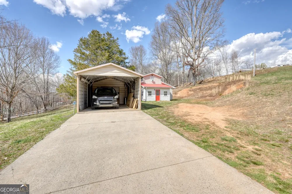 794 State Hwy 66 Young Harris, GA 30582