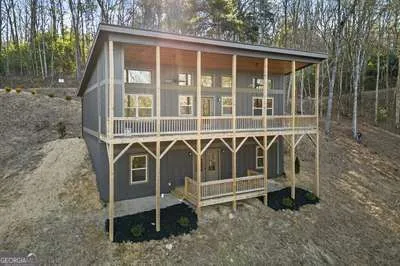 324 Golden Eagle DR