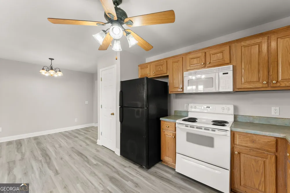 83 Ash Wood LN Cleveland, GA 30528