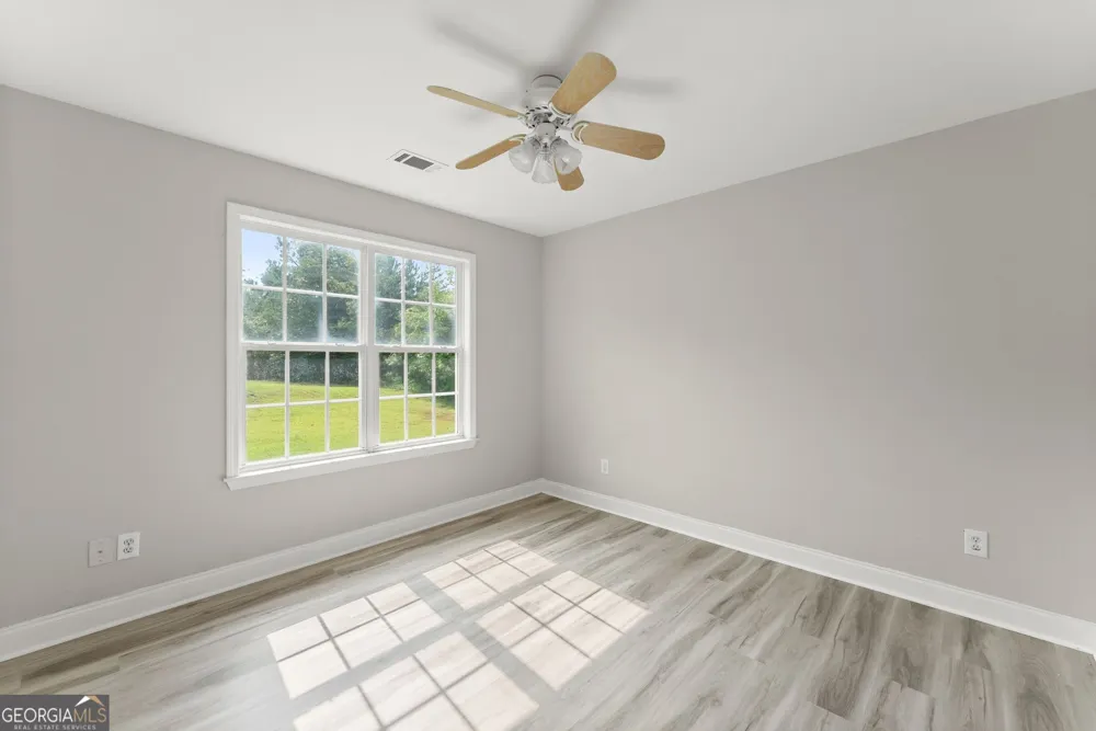 83 Ash Wood LN Cleveland, GA 30528