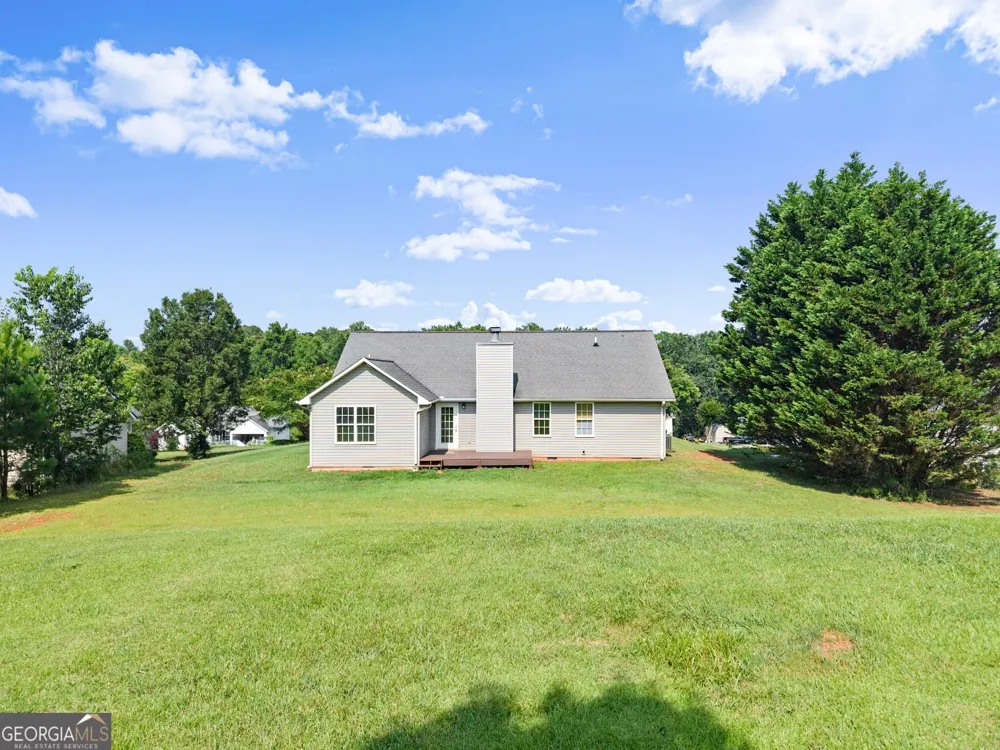 83 Ash Wood LN Cleveland, GA 30528