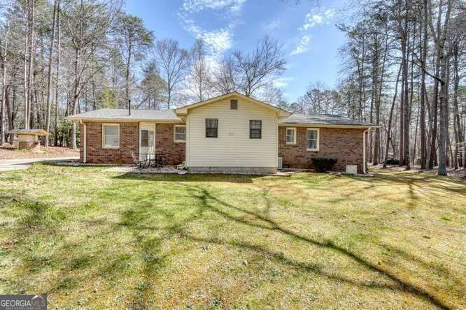 243 Allison RD Blairsville, GA 30512