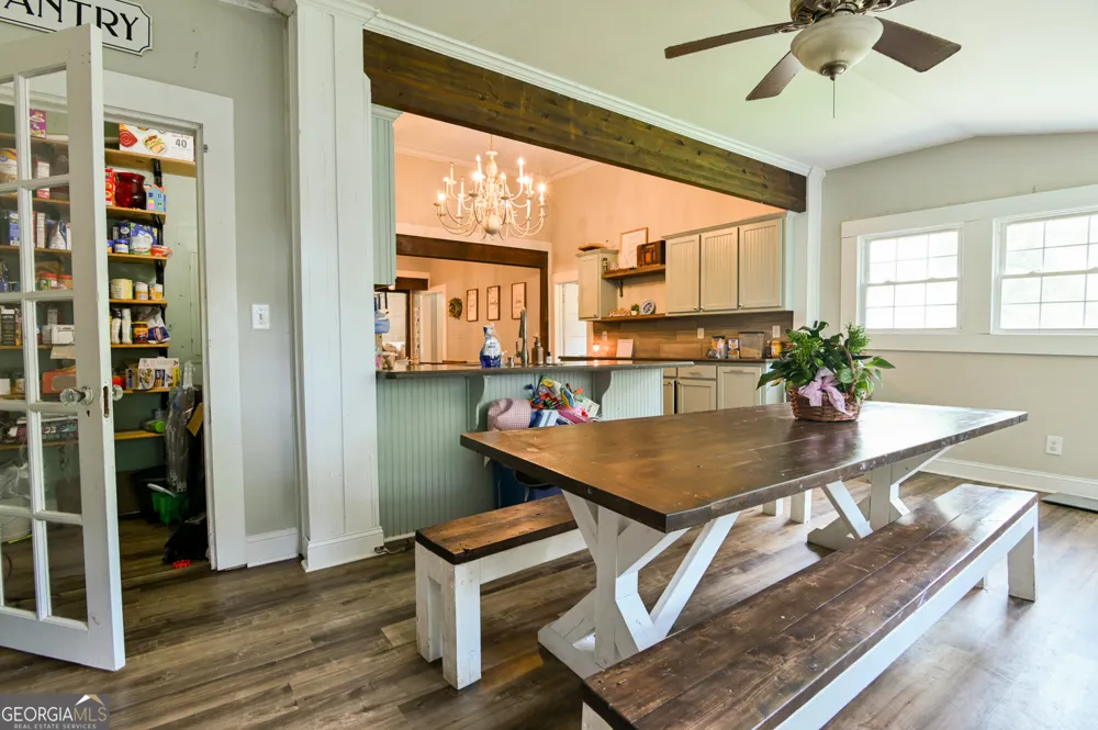 111 Banks ST Shady Dale, GA 31085