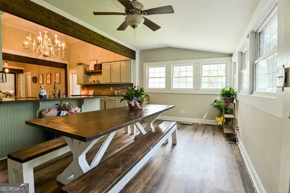 111 Banks ST Shady Dale, GA 31085
