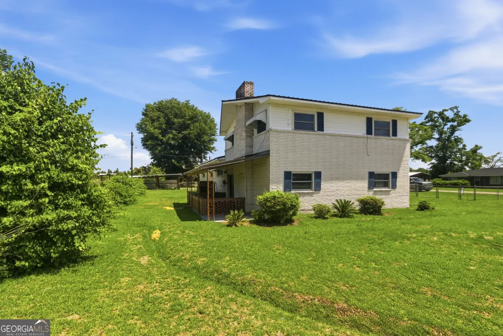 27 Park LN Hazlehurst, GA 31539