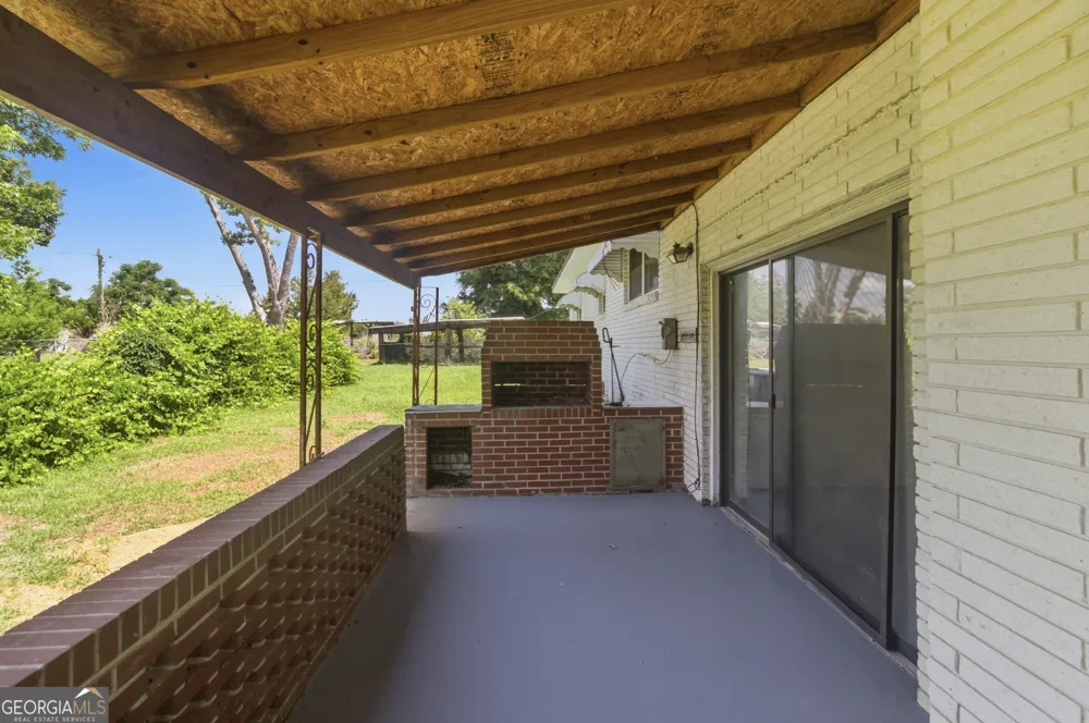 27 Park LN Hazlehurst, GA 31539
