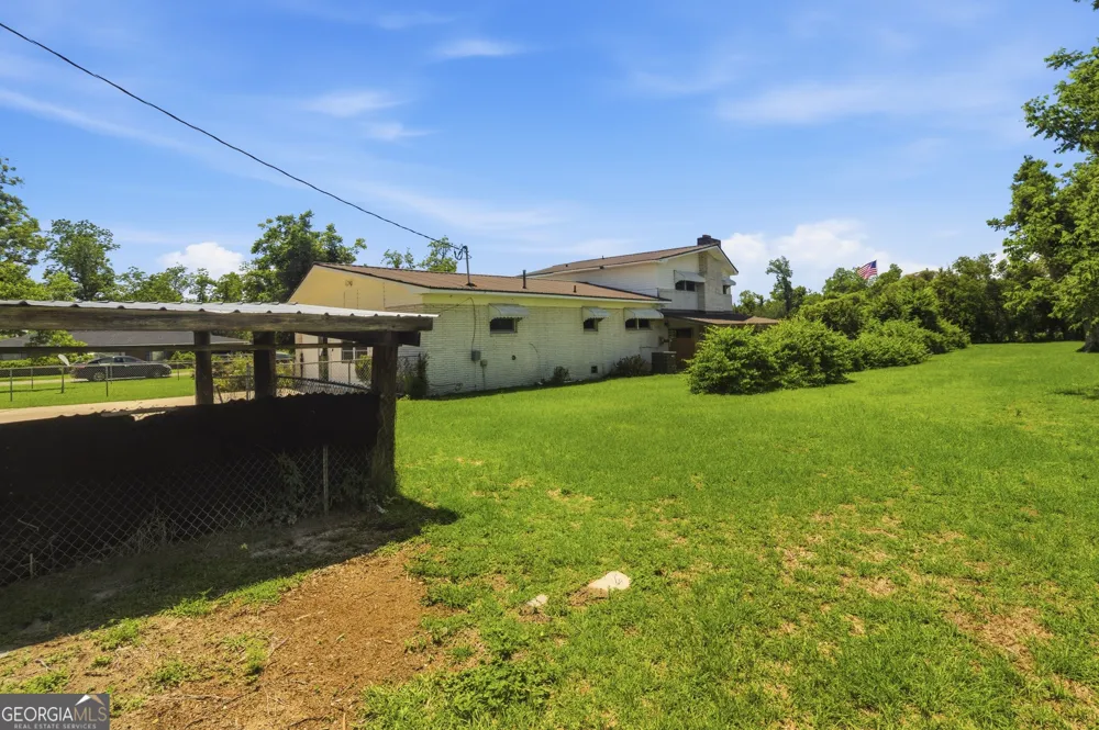 27 Park LN Hazlehurst, GA 31539