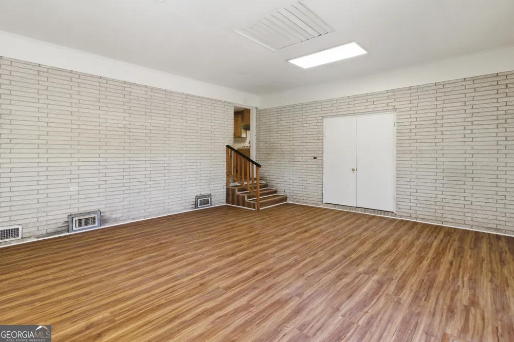 27 Park LN Hazlehurst, GA 31539