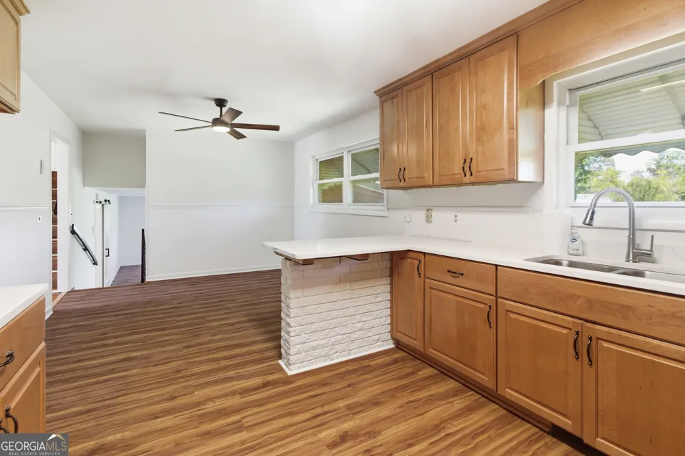 27 Park LN Hazlehurst, GA 31539