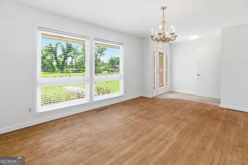 27 Park LN Hazlehurst, GA 31539