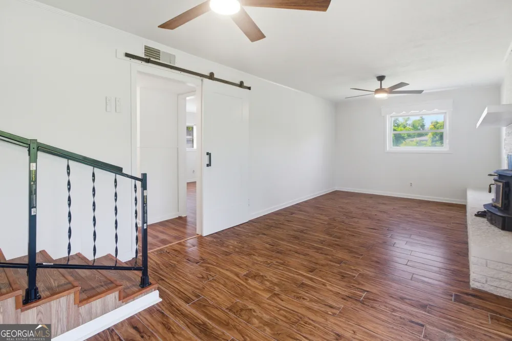 27 Park LN Hazlehurst, GA 31539