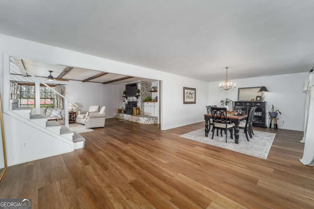 403 Rose LN Douglas, GA 31533