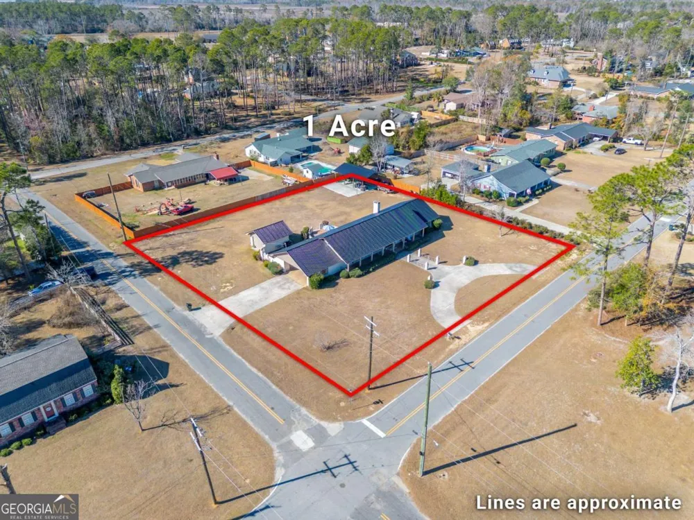 403 Rose LN Douglas, GA 31533