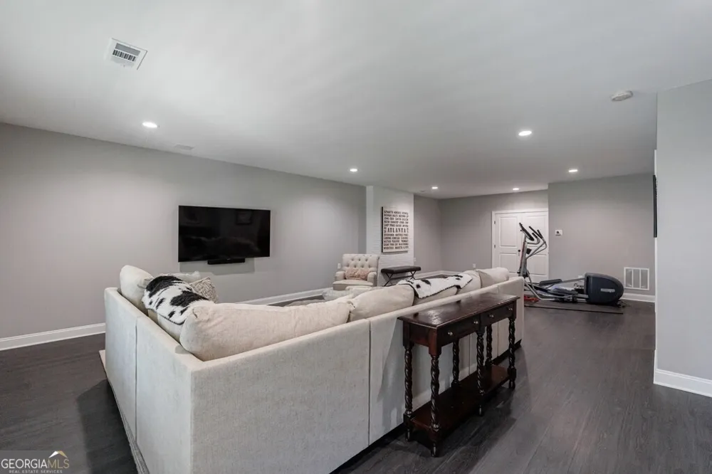 320 Harp ST Alpharetta, GA 30009