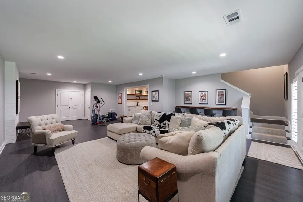 320 Harp ST Alpharetta, GA 30009
