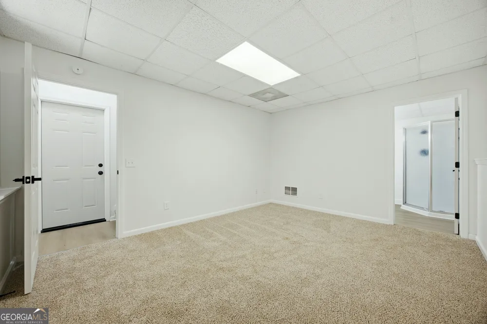 130 Hawkins Farm LN Ball Ground, GA 30107