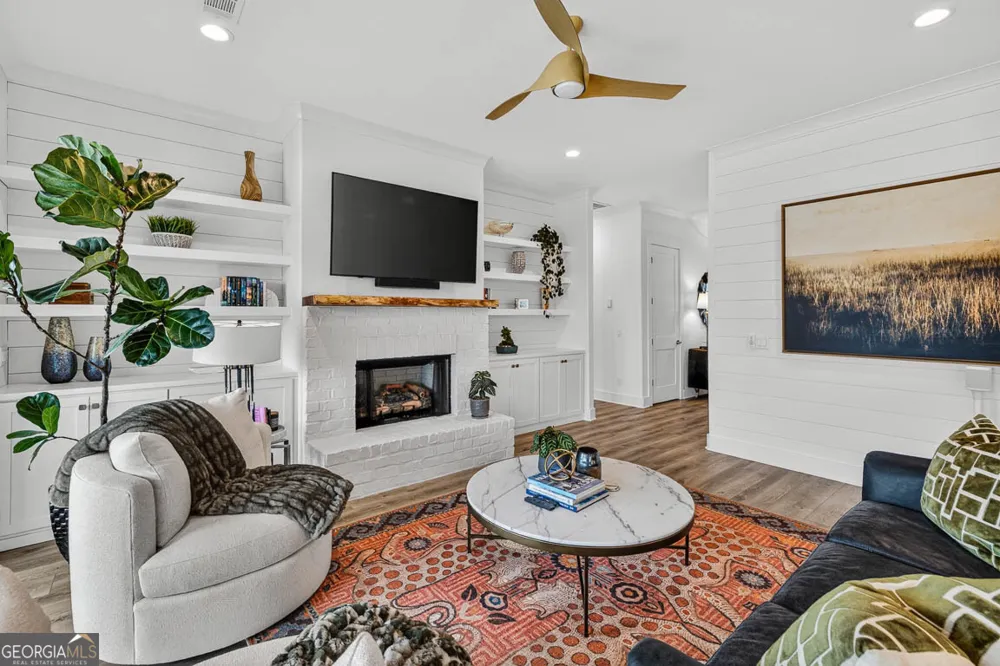 28 Orchard RD St. Simons, GA 31522