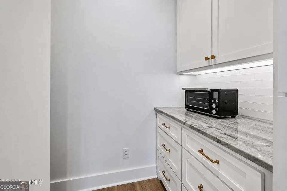 28 Orchard RD St. Simons, GA 31522