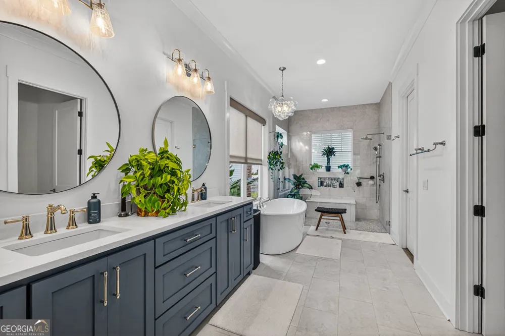28 Orchard RD St. Simons, GA 31522