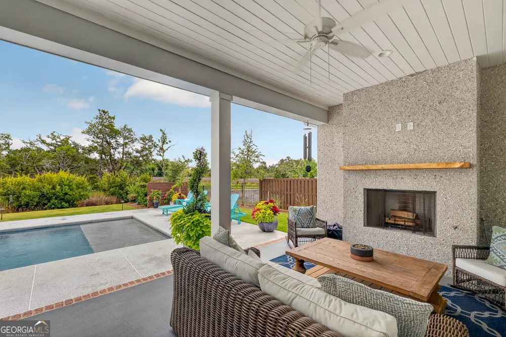 28 Orchard RD St. Simons, GA 31522