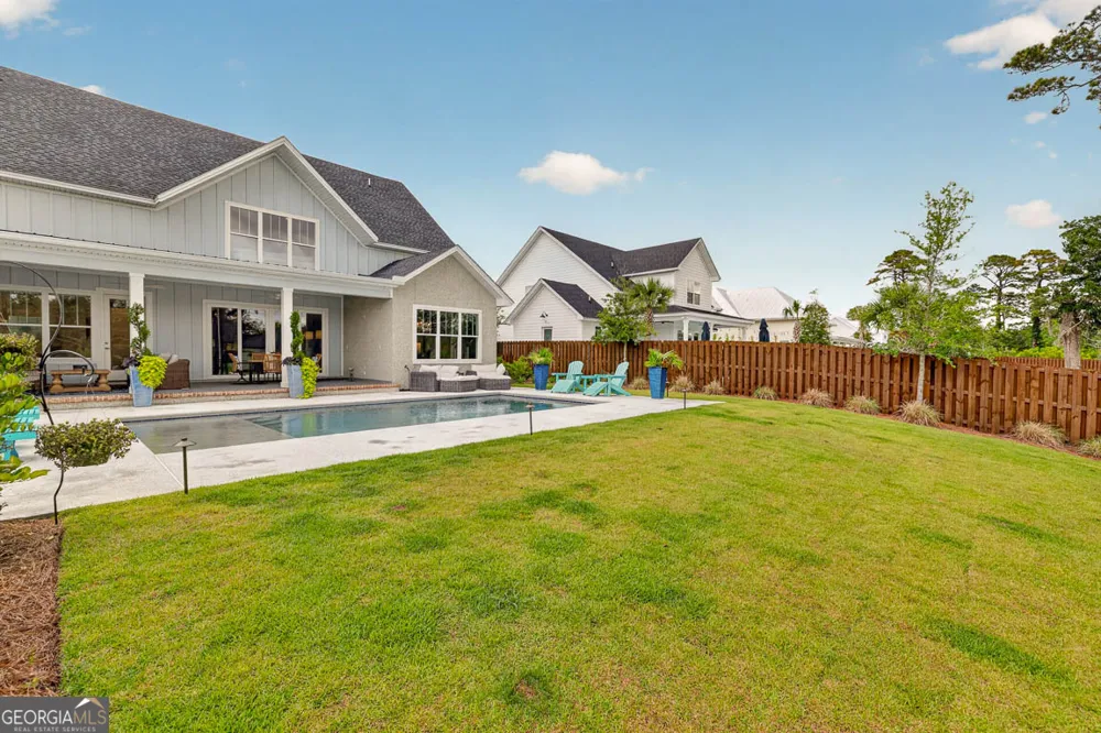 28 Orchard RD St. Simons, GA 31522