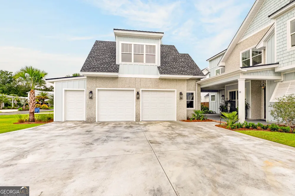 28 Orchard RD St. Simons, GA 31522