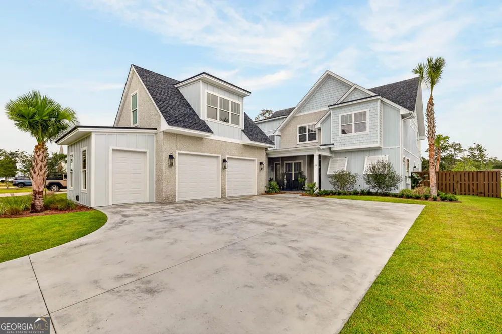 28 Orchard RD St. Simons, GA 31522