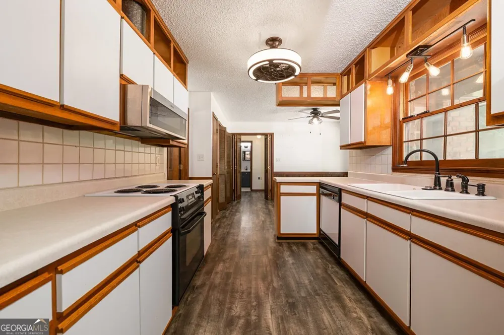 773 Bill Rutledge RD Winder, GA 30680