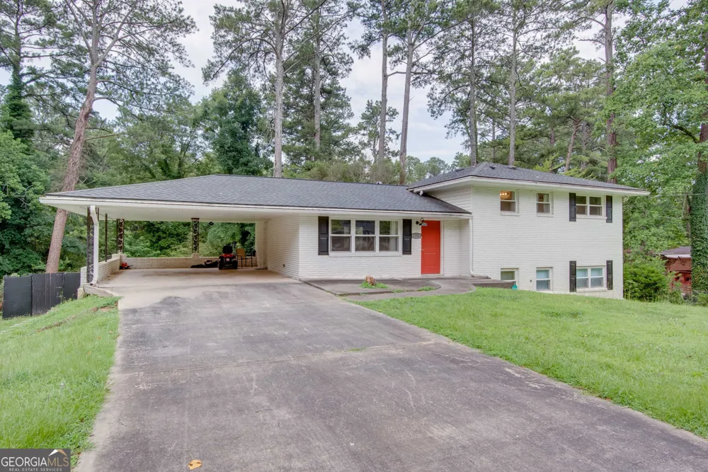 2752 Arrowood DR East Point, GA 30344