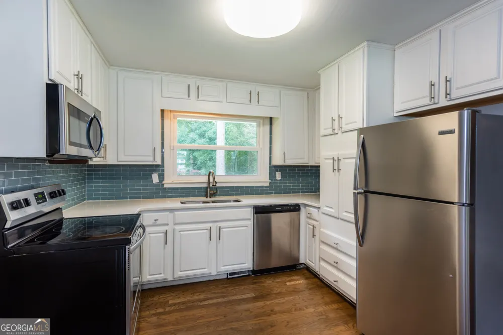 2752 Arrowood DR East Point, GA 30344