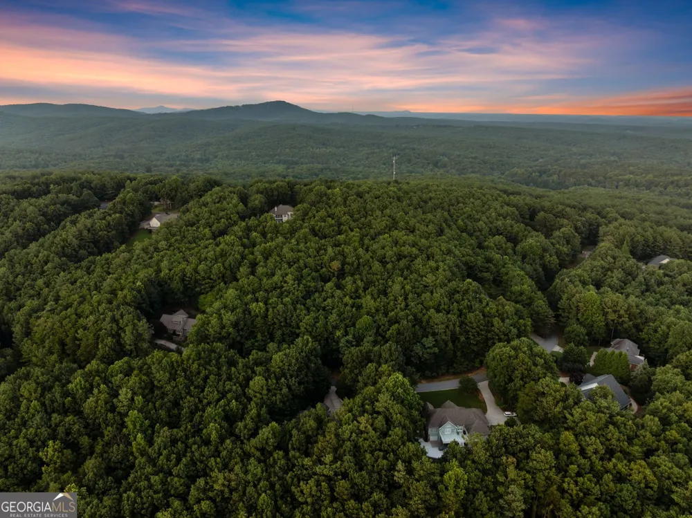 746 Plum LN Clarkesville, GA 30523