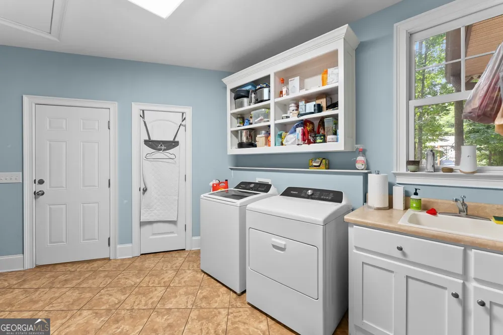746 Plum LN Clarkesville, GA 30523