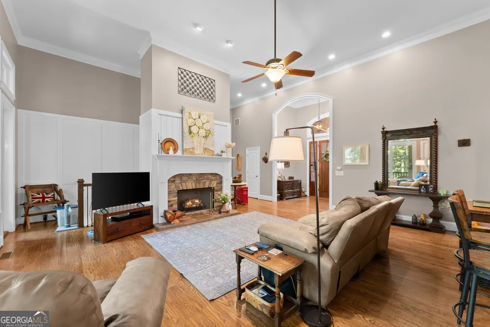 746 Plum LN Clarkesville, GA 30523