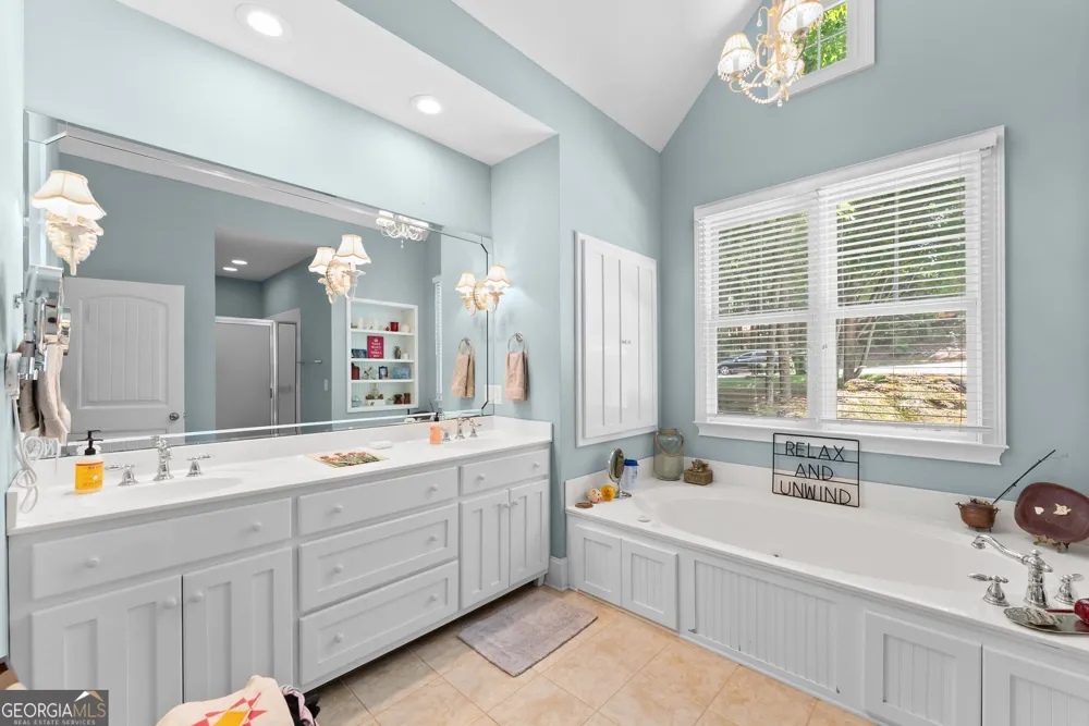 746 Plum LN Clarkesville, GA 30523