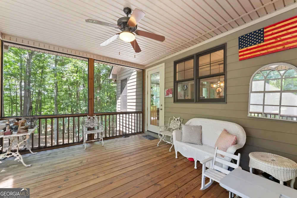 746 Plum LN Clarkesville, GA 30523
