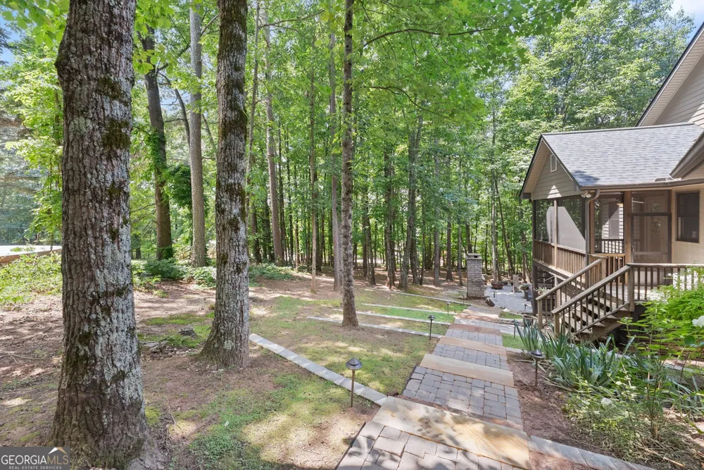 746 Plum LN Clarkesville, GA 30523