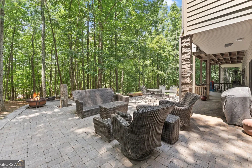 746 Plum LN Clarkesville, GA 30523