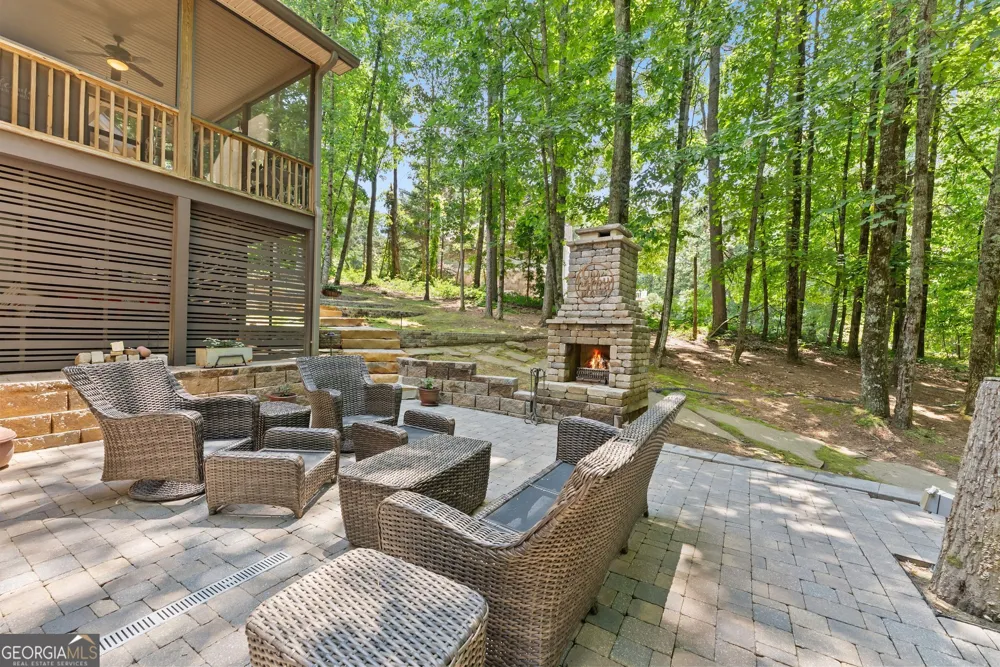 746 Plum LN Clarkesville, GA 30523