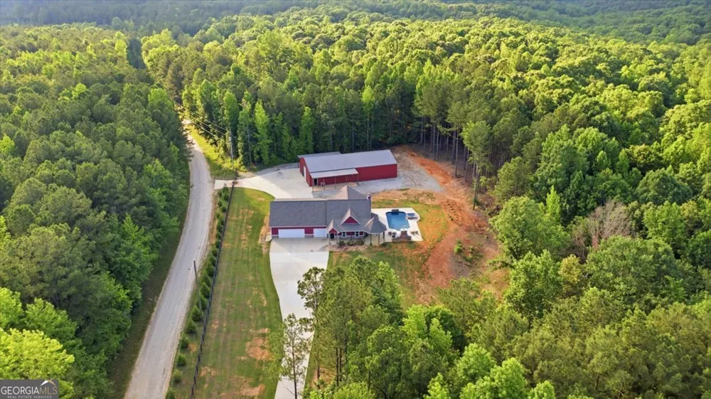 1950 Mountain View RD Buchanan, GA 30113